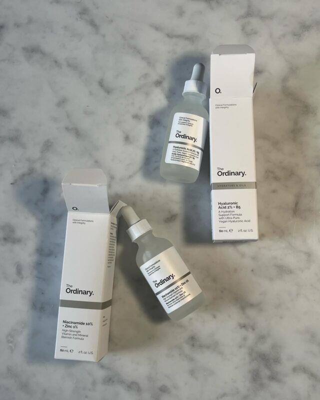 Lately…
1. Restocked my Hyaluronic Acid & Niacinamide serums in the 60ml version as you can never run out on it - discount with code LFNLNOEMIZ on Lookfantastic.
2. Ran 4 km with my bf for a good cause, I was sore for 2 days 🙄
3. Ate at a cute korean retaurant in The Hague, was really good.
4. Journaling and using my fave product at the moment ‘CC redness corrector’ as I am suffering from bad acne.
5. An OOTD, love these pants 🩵
6. Found my new routine to go gymming in the weekends, so I can still go as trough out the week I am to busy and I come hone to late.
7. My daily vitamins to get me on track, I must say it really works. Every around me is getting sick and I am still standing strong.
8. Date night with love, with all the candles on is magical ✨
9. Babe got me some croissants in the morning.
10. & a cute little painting for in my room & it is more then perfect. Thanks baby 💗

#lately #ootd #chickenrestaurant #croissant #vitamin #journaling #erboriancccreme #theordinary #serum #niacinamide #hyaluronicacid #ran #goodcause #4km #gymroutines #datenight #candles